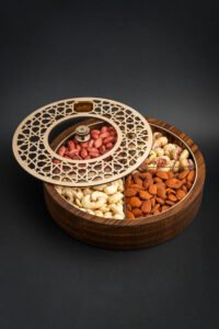 Moayeri Mix Nuts Circle