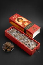 مكعبات شكر قهوه اي با طعم زنجبيل