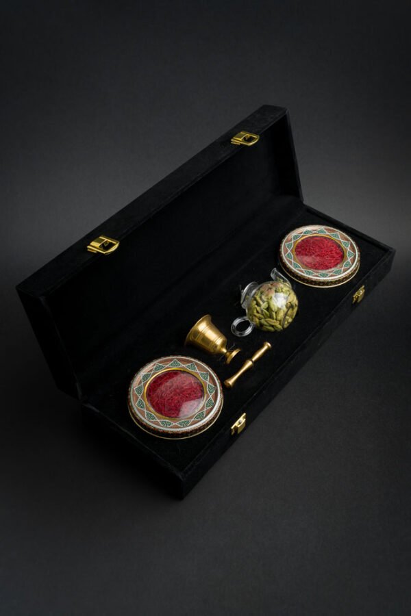 Double 2g with Grinder and Cardamom Gift Box